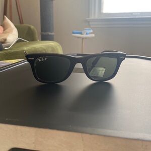 Black Wayfarer Raybans